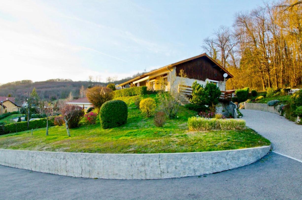 Bed and Breakfast Le Mas Dauphinois Le Grand-Lemps Exterior foto